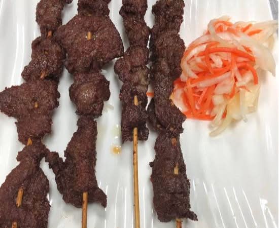 63-Brochettes de boeuf/Beef skewers 牛肉串/ Thịt bò xiên